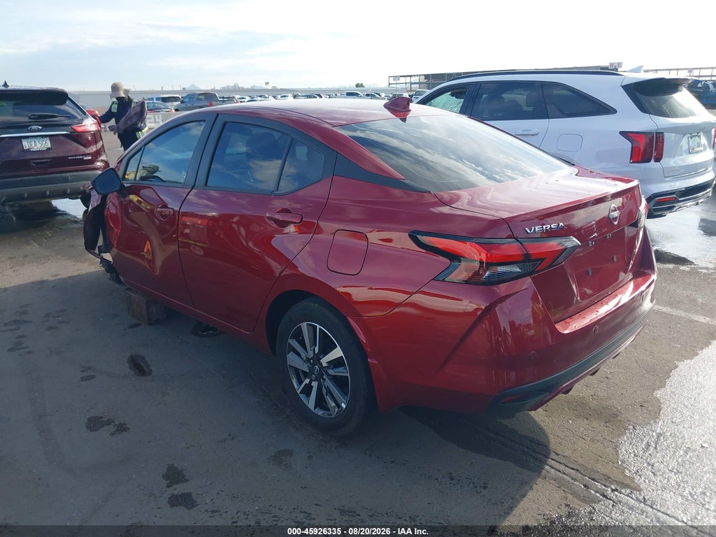 2025 Nissan Versa 1.6 SV photo 3