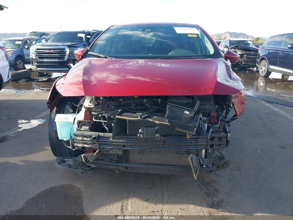 2025 Nissan Versa 1.6 SV photo 6
