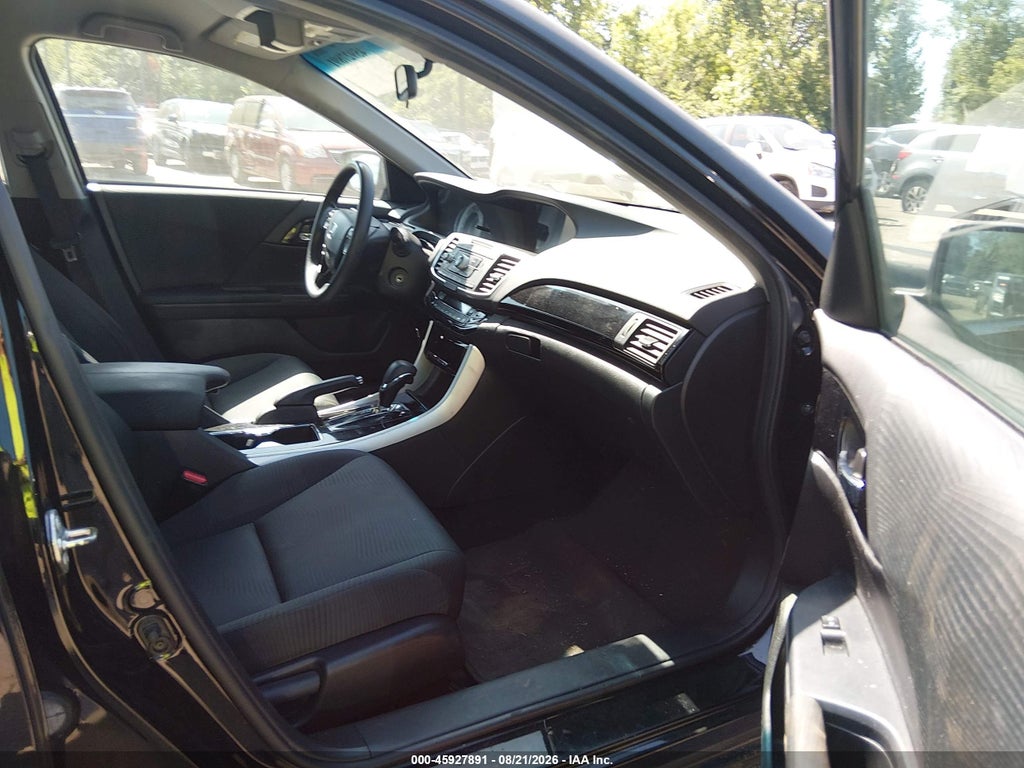 2016 Honda Accord LX photo 5