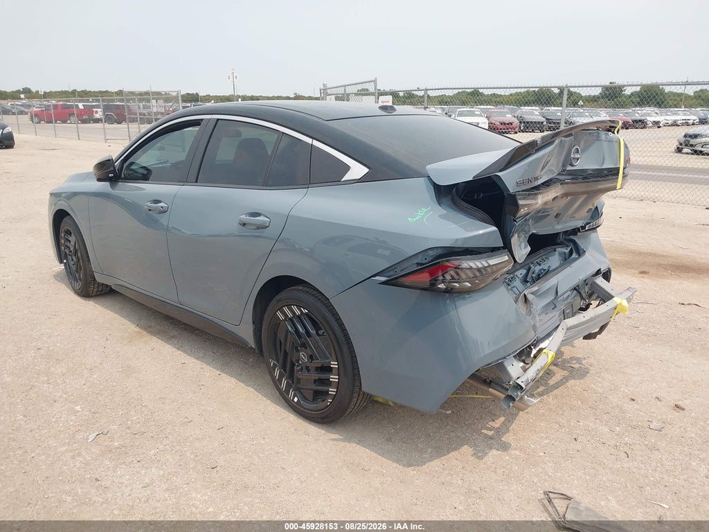 2026 Nissan Sentra SR photo 3