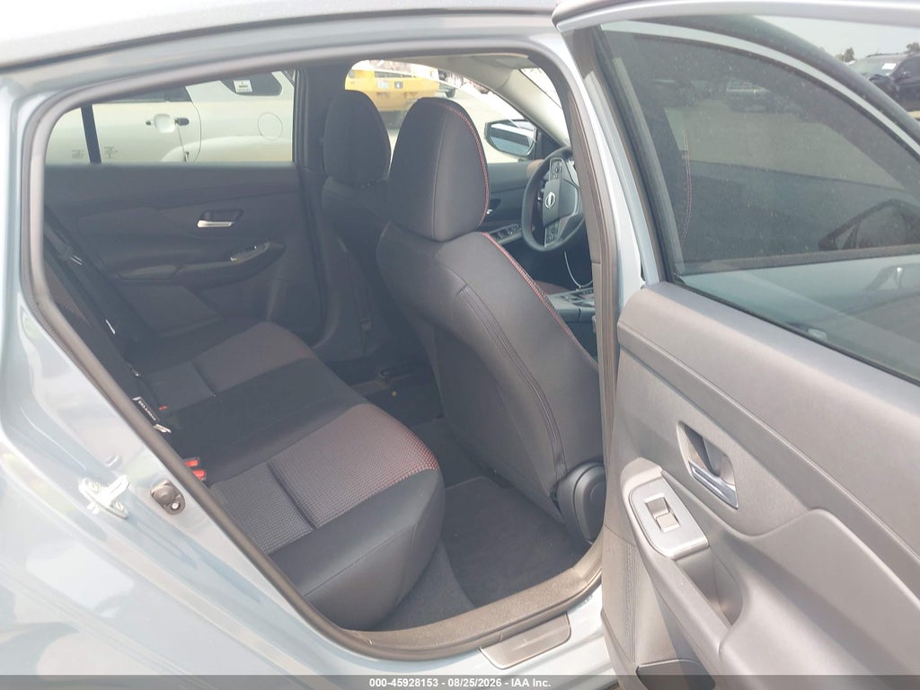 2026 Nissan Sentra SR photo 8