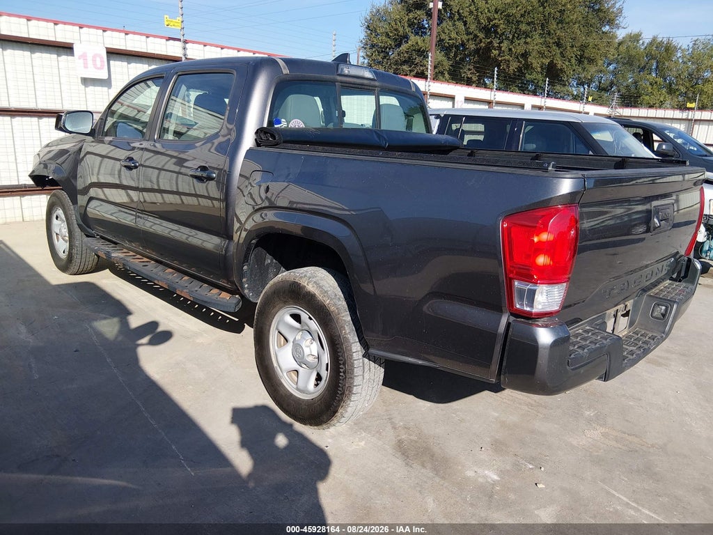 2016 Toyota Tacoma SR photo 3