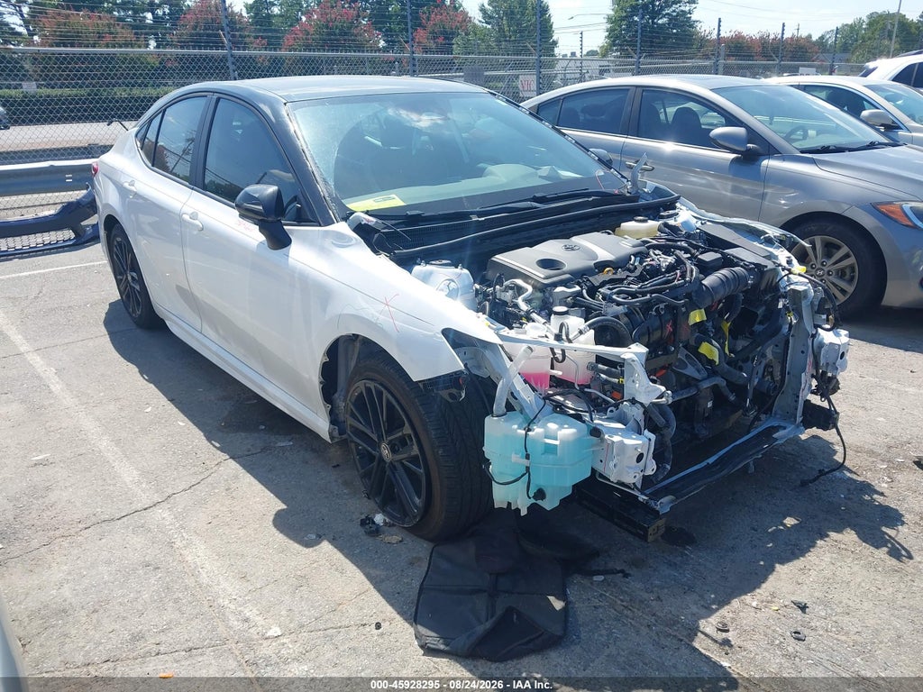 TOYOTA CAMRY 2025