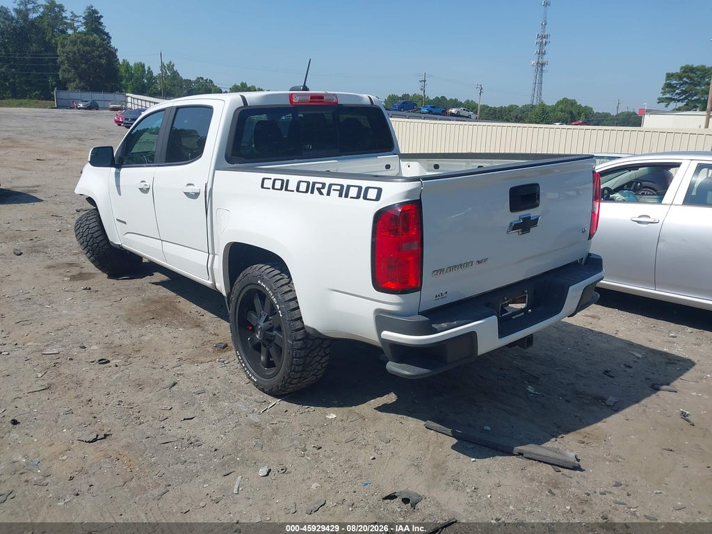 2018 Chevrolet Colorado LT photo 3