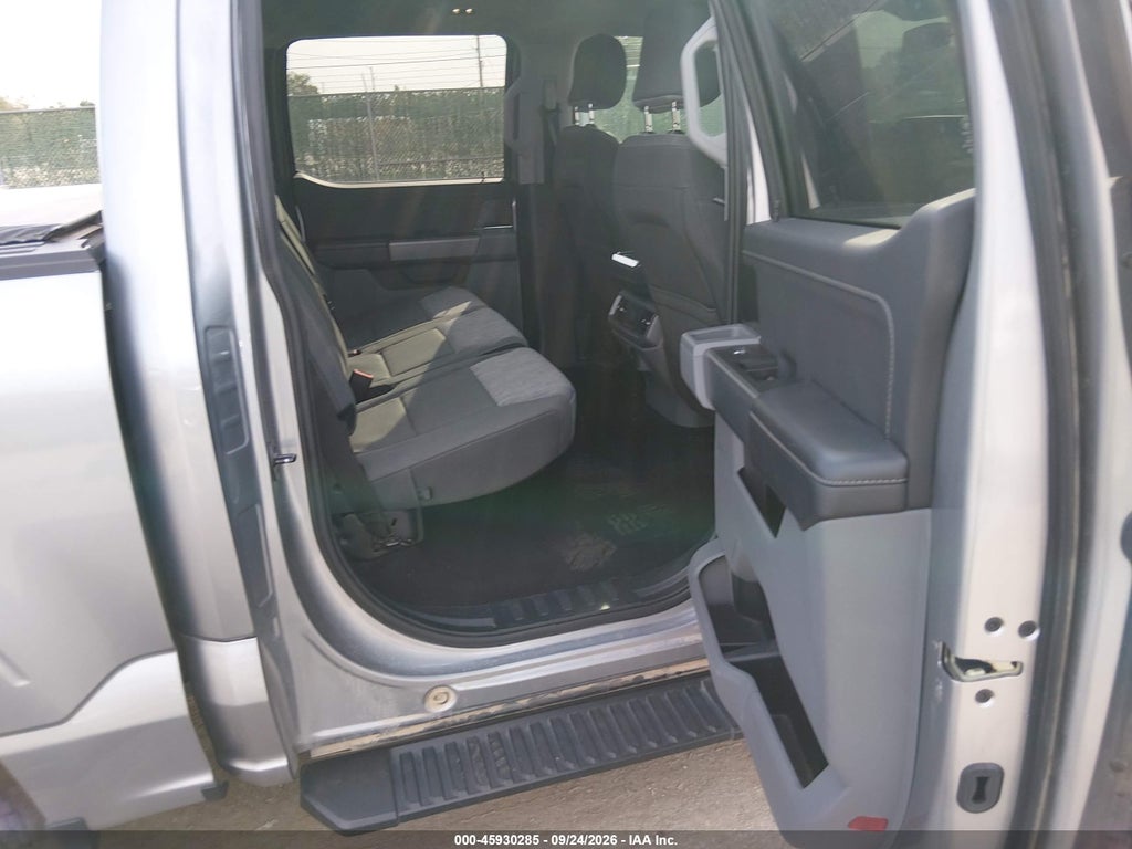 2023 Ford F-150 XLT photo 8