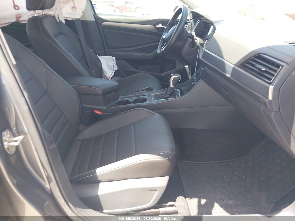 2023 Volkswagen Jetta 1.5T SE photo 5
