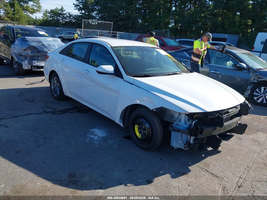 HYUNDAI ELANTRA 2024
