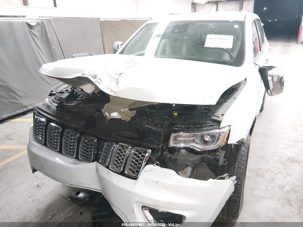 2019 Jeep Grand Cherokee Overland 4X4 photo 6