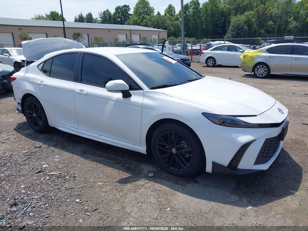 TOYOTA CAMRY 2026