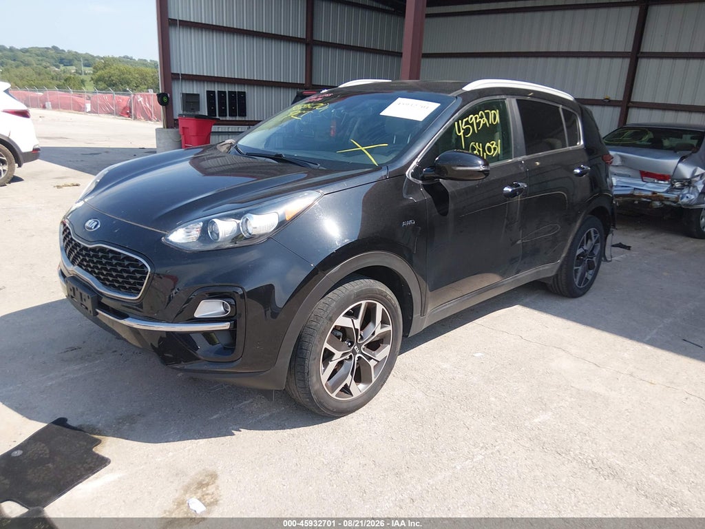 2020 Kia Sportage EX photo 2