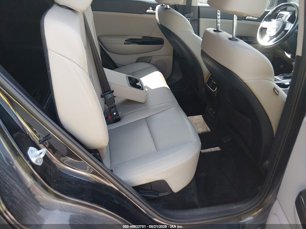 2020 Kia Sportage EX photo 8