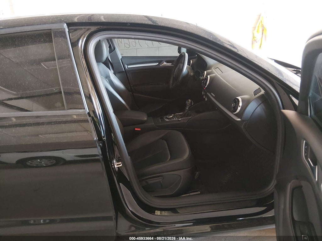 2016 Audi A3 2.0T Premium photo 5