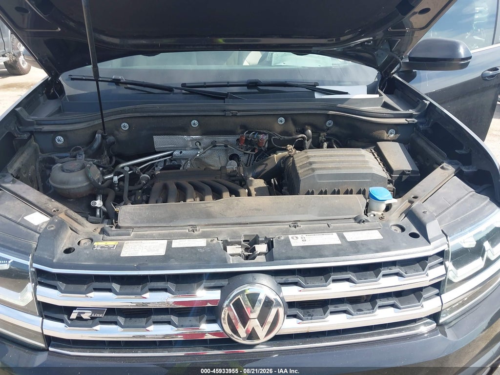 2019 Volkswagen Atlas 3.6L V6 SEL R-Line photo 10