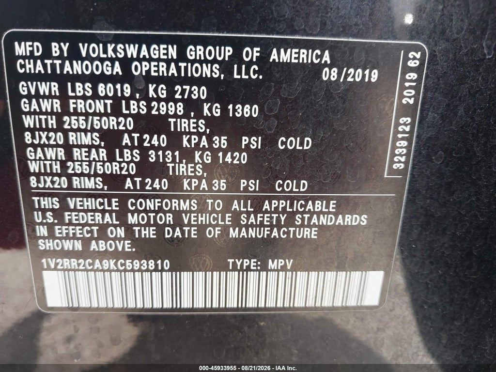 2019 Volkswagen Atlas 3.6L V6 SEL R-Line photo 9