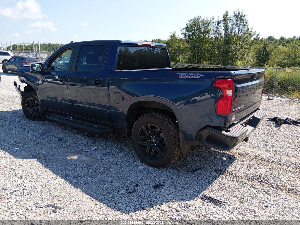 2023 Chevrolet Silverado 1500 4WD Short BED LT Trail Boss photo 3