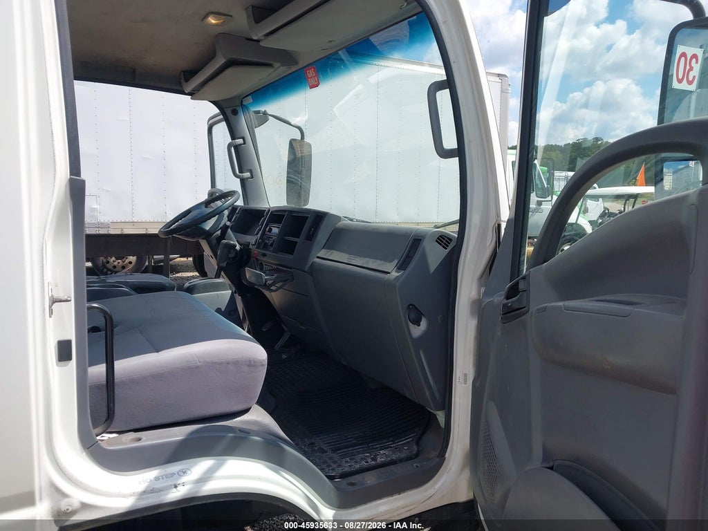 2016 Isuzu NPR HD GAS REG photo 8