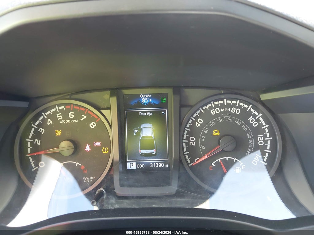2023 Toyota Tacoma SR photo 7