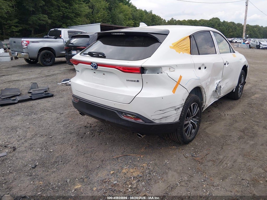 2021 Toyota Venza LE photo 4
