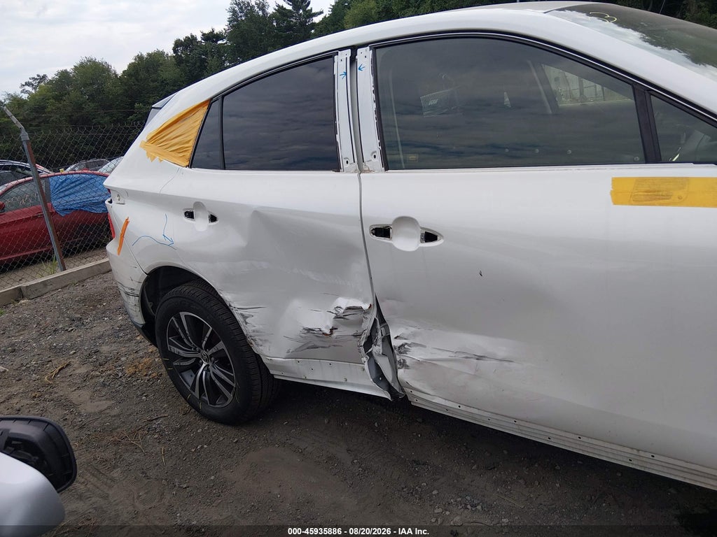 2021 Toyota Venza LE photo 6