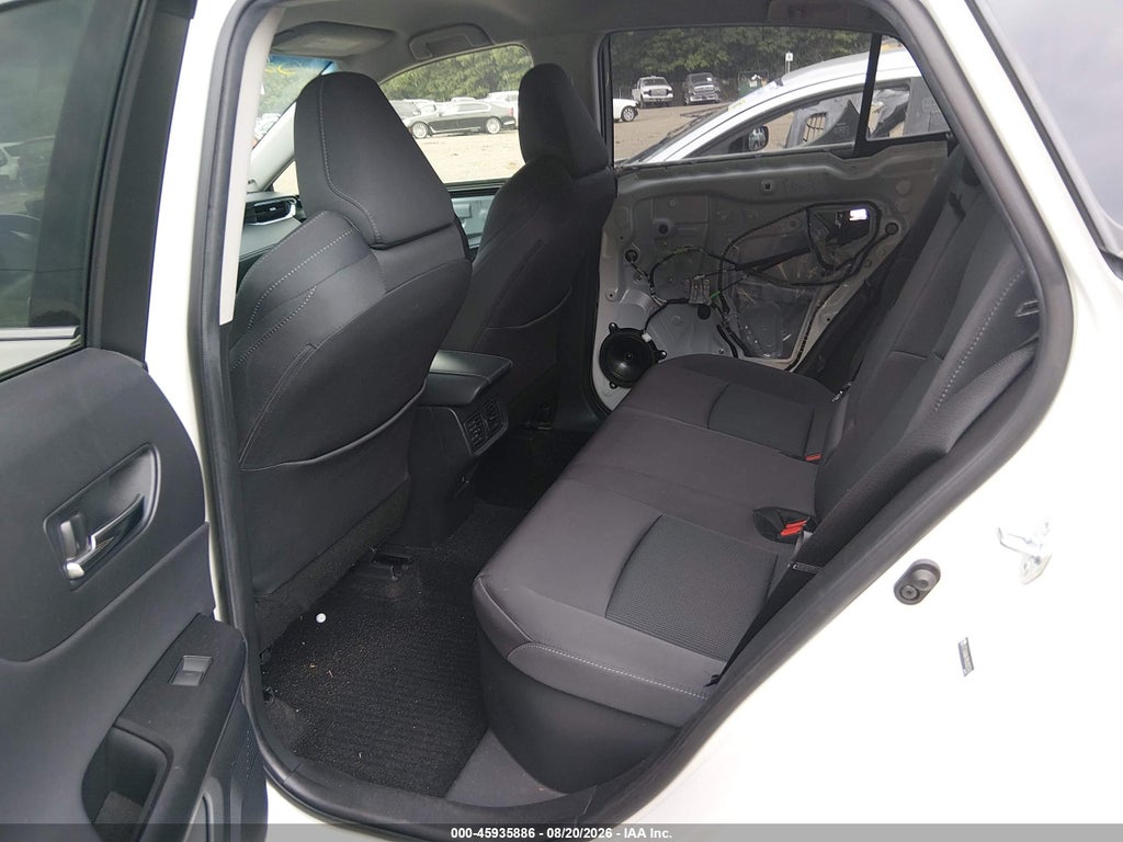 2021 Toyota Venza LE photo 8
