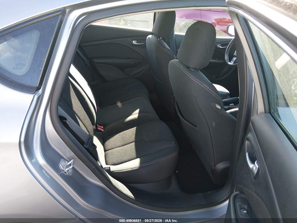 2016 Dodge Dart SXT photo 8