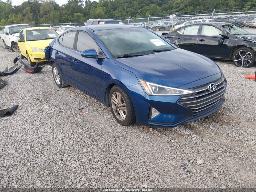 2020 Hyundai Elantra SEL photo 1