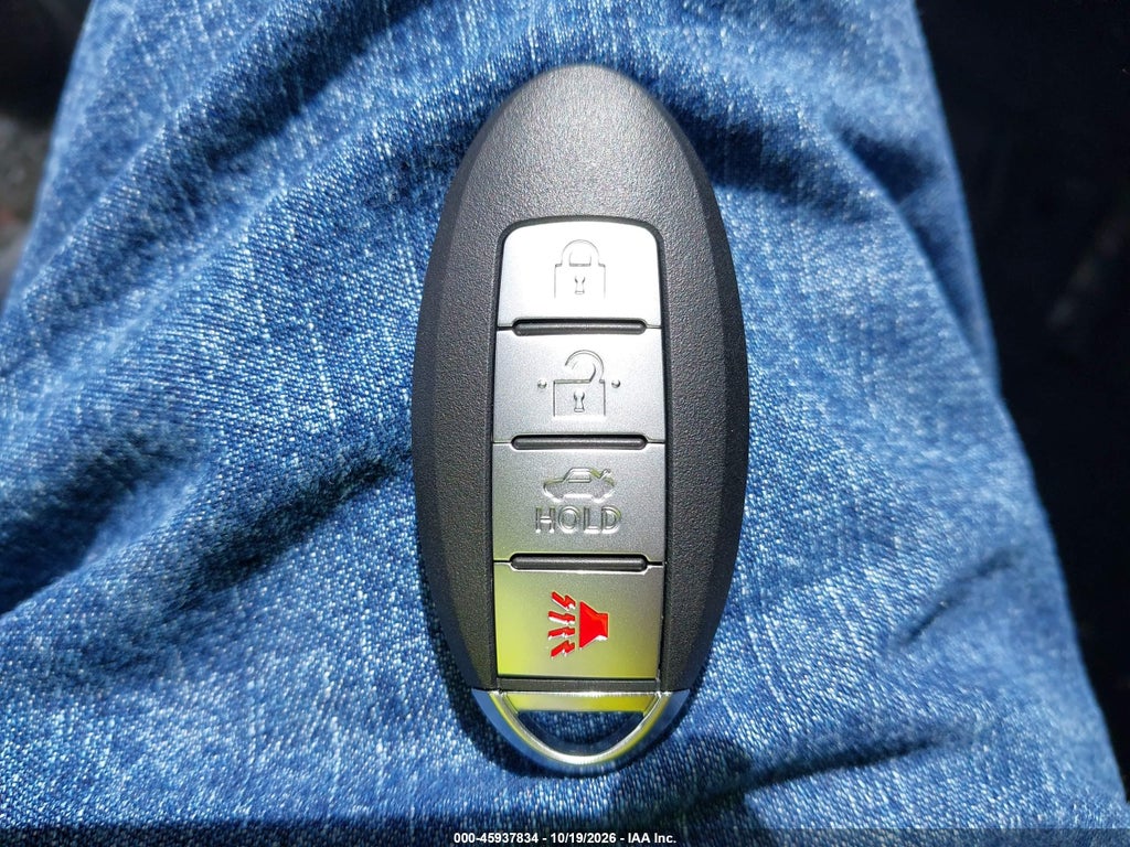 2015 Nissan Altima 2.5 S photo 11