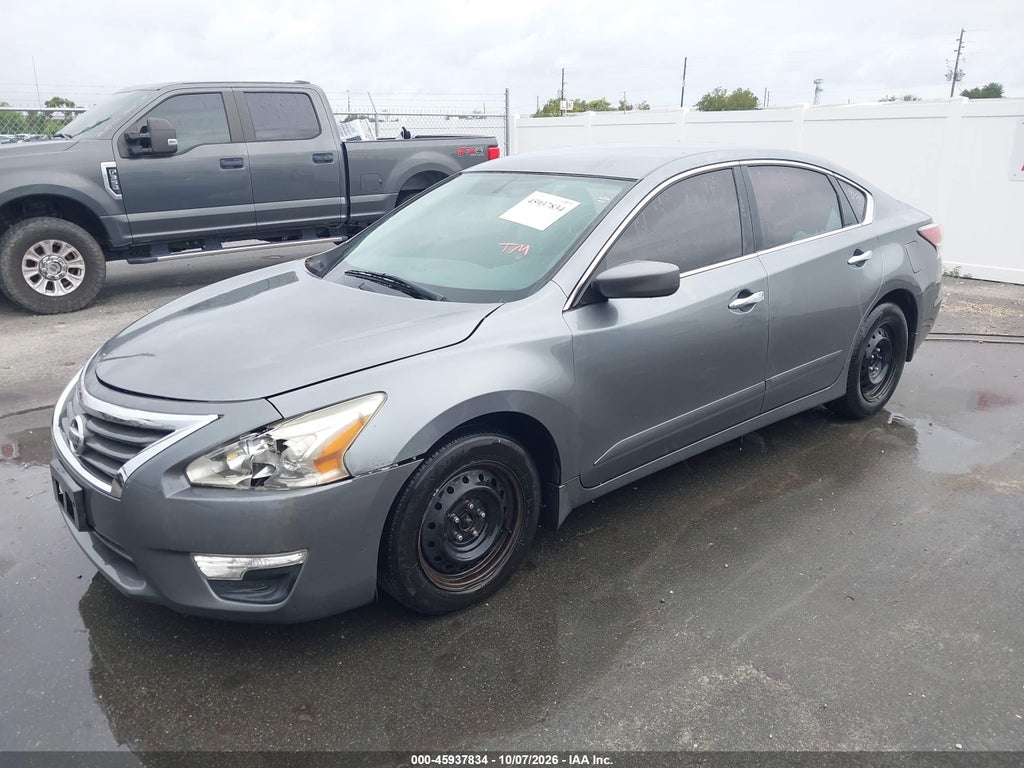 2015 Nissan Altima 2.5 S photo 2