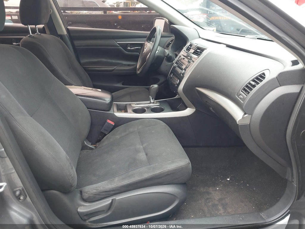 2015 Nissan Altima 2.5 S photo 5