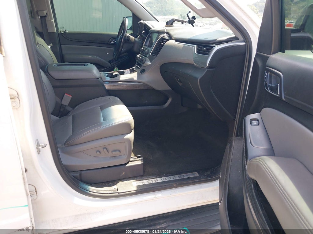 2018 Chevrolet Tahoe LT photo 5
