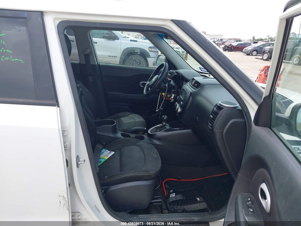 2016 Kia Soul + photo 5