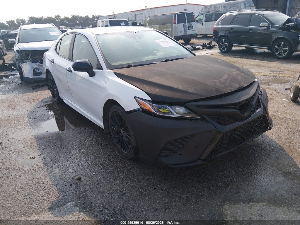 TOYOTA CAMRY 2020