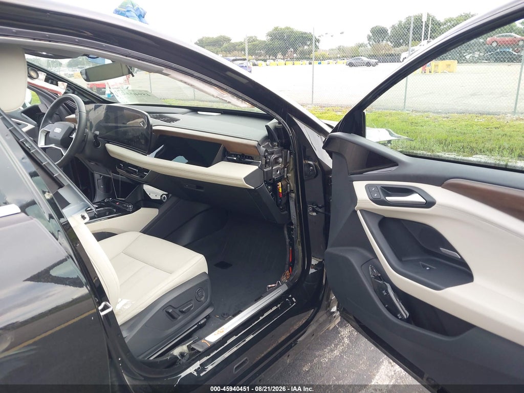 2025 Audi A6 E-Tron Premium Plus photo 5