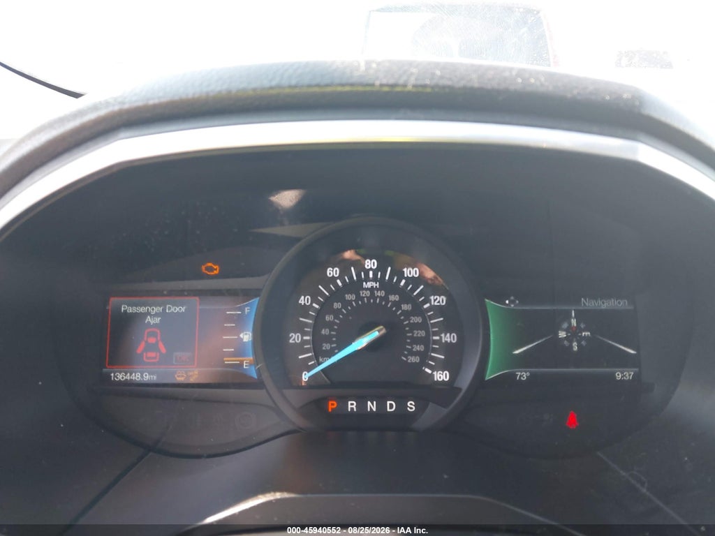 2020 Ford Edge Titanium photo 7