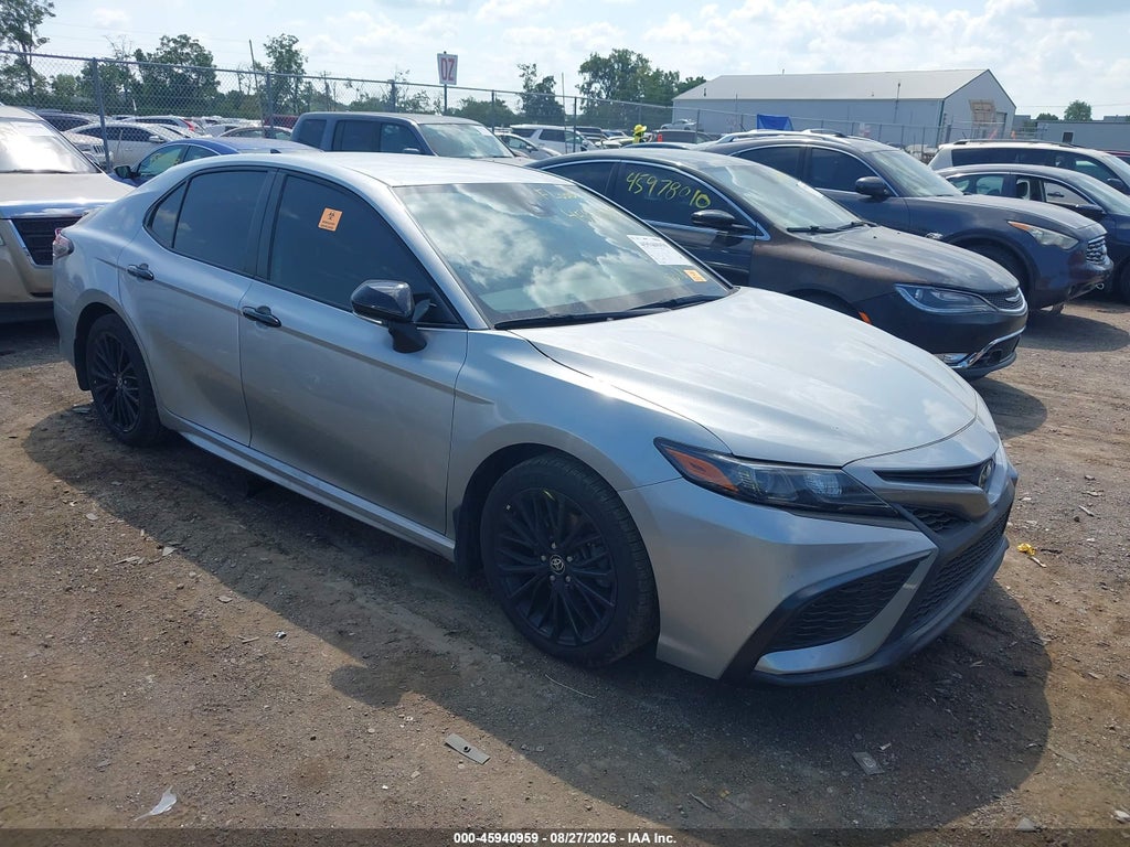 TOYOTA CAMRY 2022