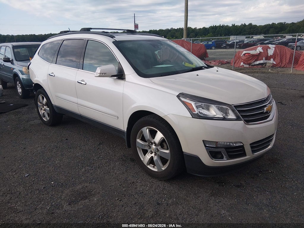 2017 Chevrolet Traverse Premier photo 1