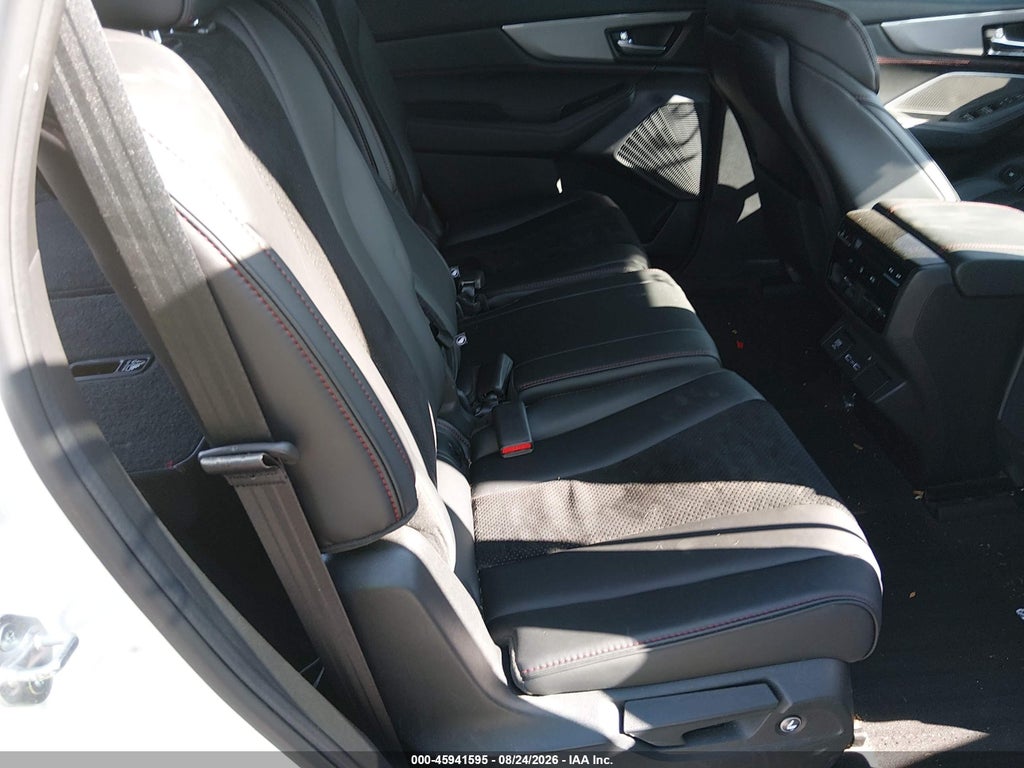 2022 Acura MDX A-Spec Package photo 8