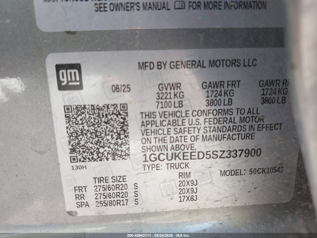 2025 Chevrolet Silverado 1500 4WD Short BED RST photo 9