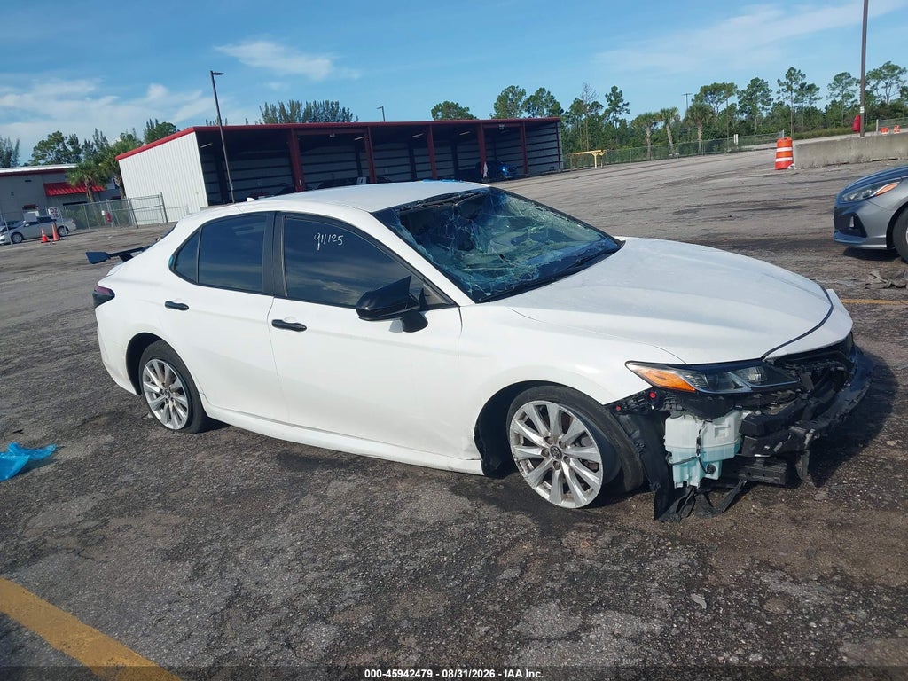 TOYOTA CAMRY 2020