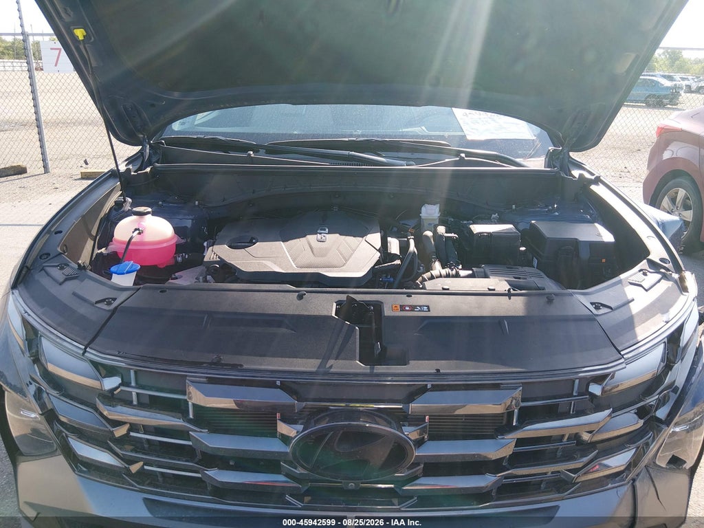 2025 Hyundai Tucson Limited photo 10
