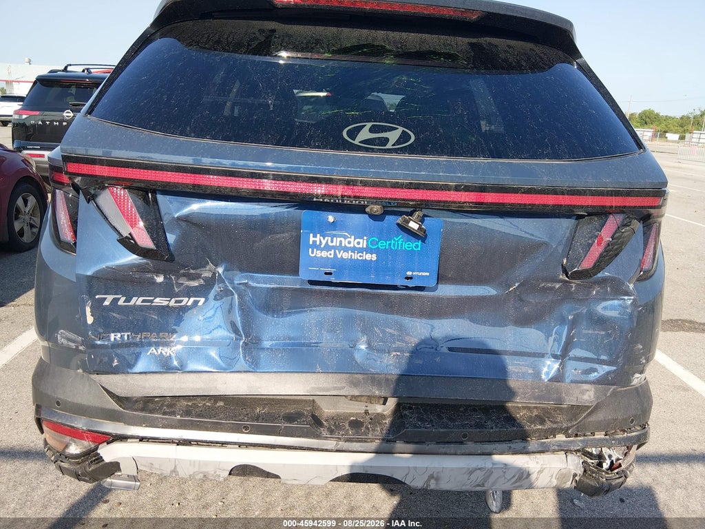 2025 Hyundai Tucson Limited photo 6