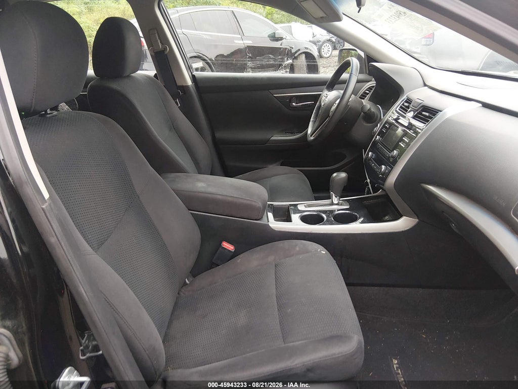 2014 Nissan Altima 2.5 SV photo 5