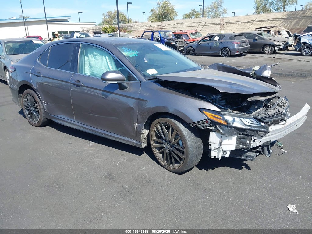 TOYOTA CAMRY 2024