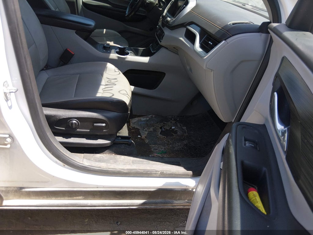 2021 GMC Terrain FWD SLT photo 5