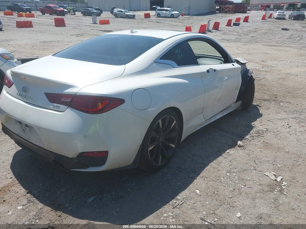 2022 Infiniti Q60 Luxe photo 4