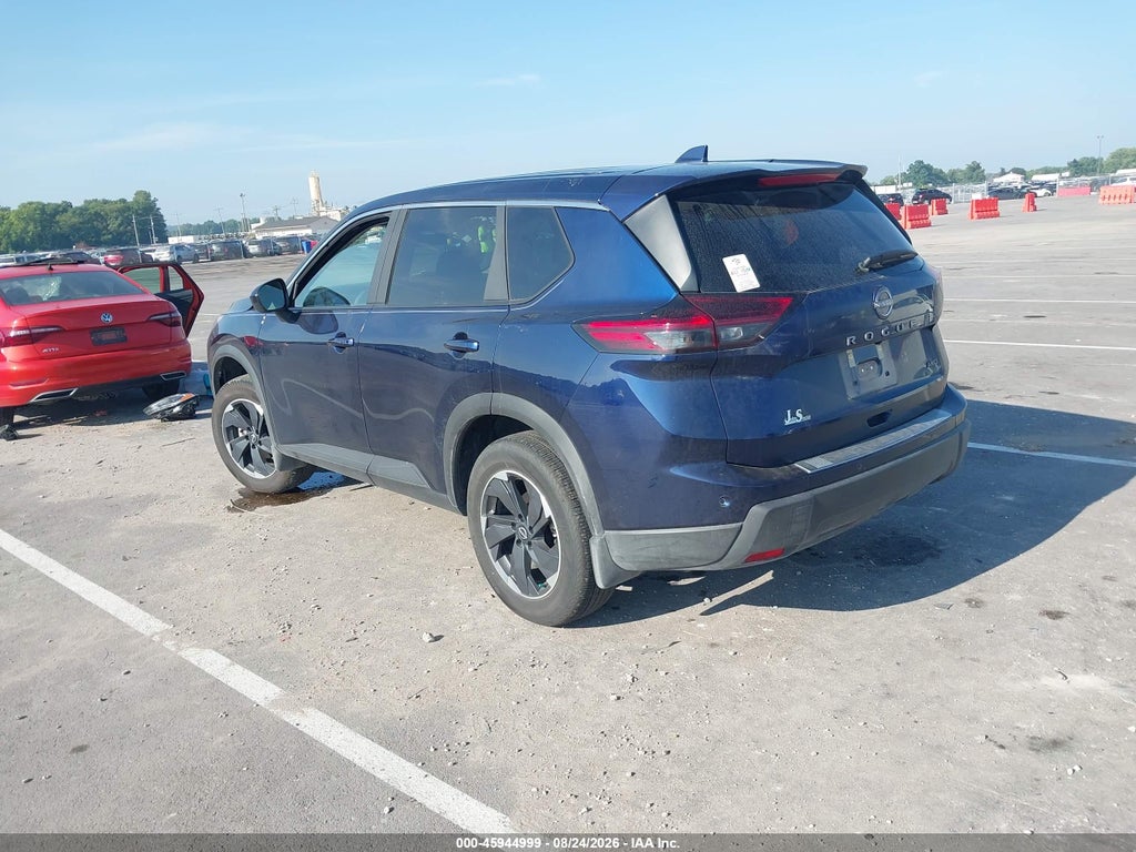 2026 Nissan Rogue SV photo 3