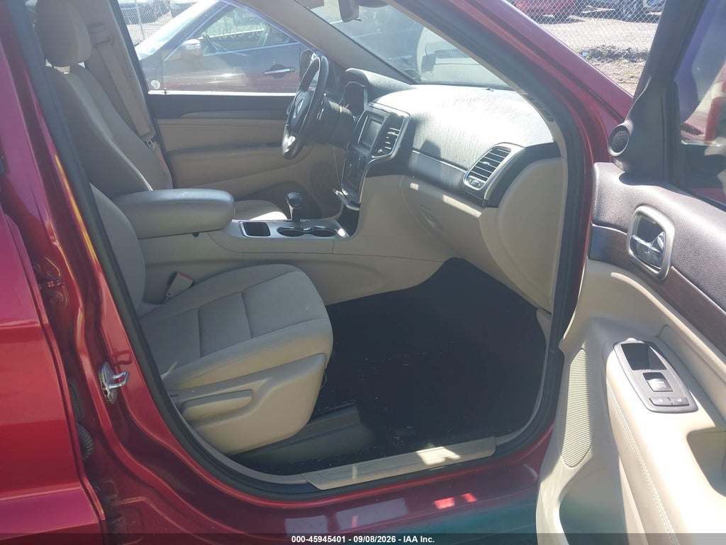 2014 Jeep Grand Cherokee Laredo photo 5