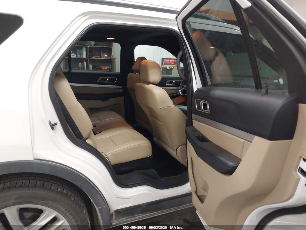 2016 Ford Explorer XLT photo 8