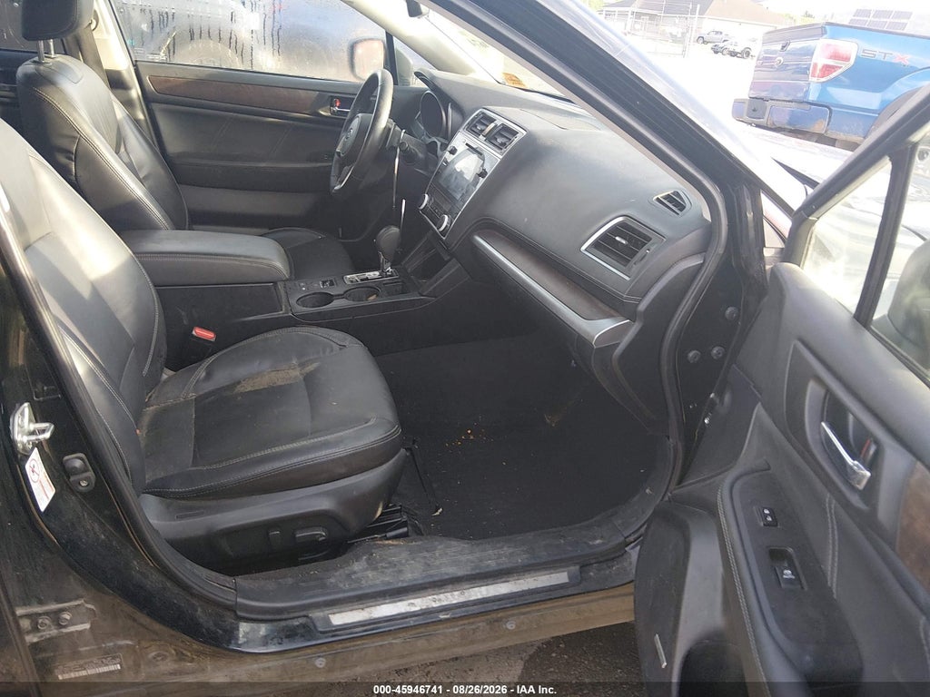 2018 Subaru Outback 3.6R Limited photo 5