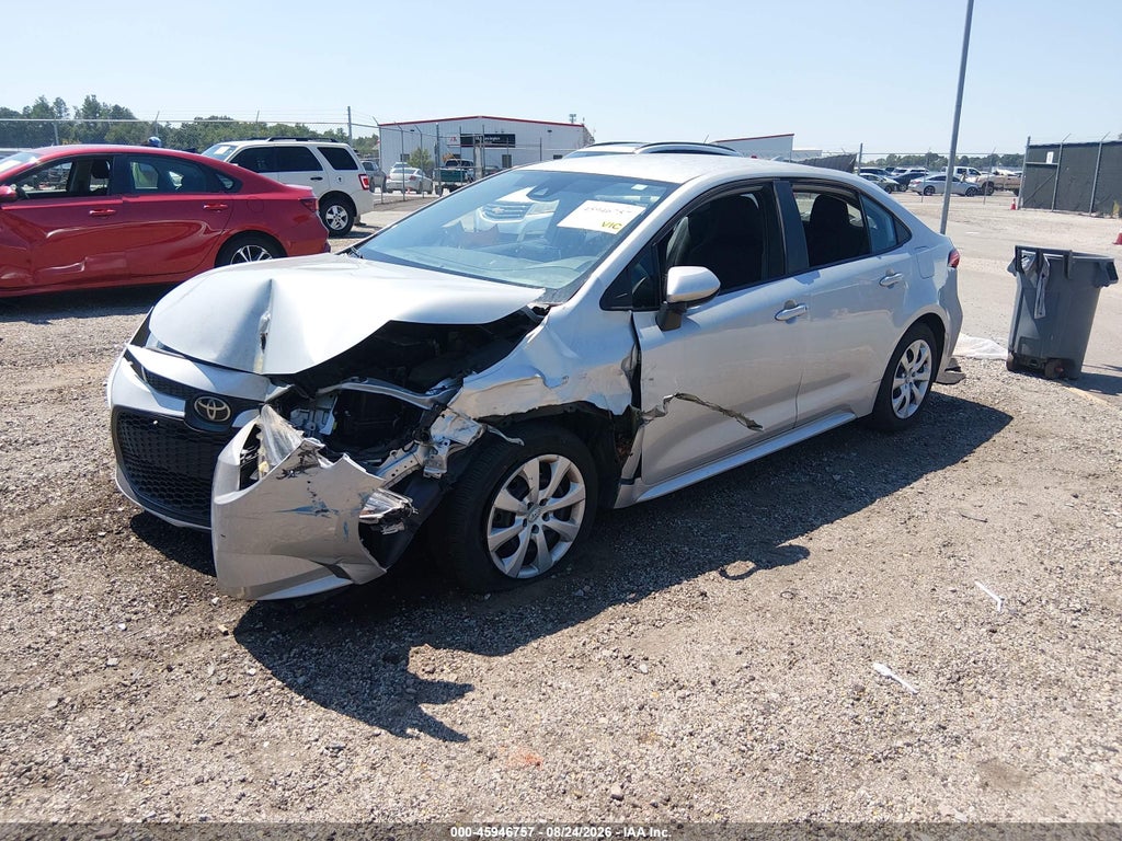 2021 Toyota Corolla LE photo 2